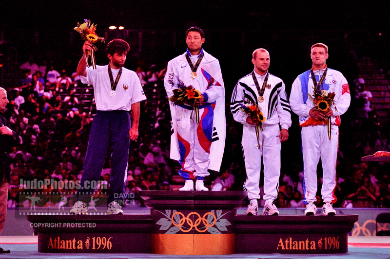 19960722B0618 86kgs medals